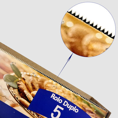 便利なキッチン 白いシリコンパン紙ロール 化学パルプと耐久性