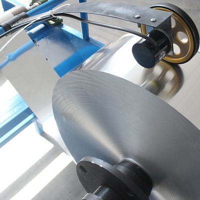 350 KG シシャホイールロール 包装型ケース付き シングルシャフト アルミホイールリウインダー
