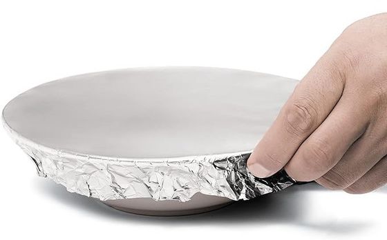 12" 18" 25ミクロン厚の銀アルミホイル紙 キッチングリリングとパン